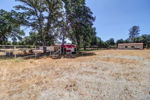 3308 Meadow Oak Drive, Cottonwood, CA 96022