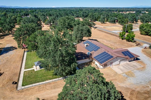 3308 Meadow Oak Drive, Cottonwood, CA 96022