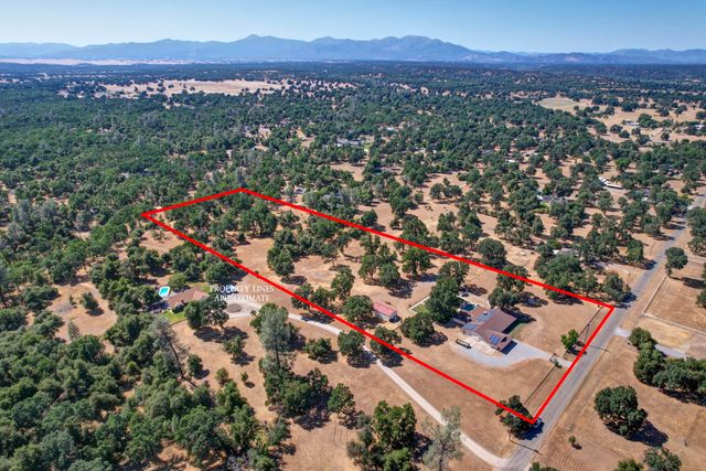 3308 Meadow Oak Drive, Cottonwood, CA 96022