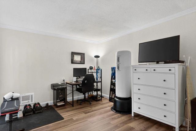 1353 Caminito Gabaldon E, San Diego, CA 92108