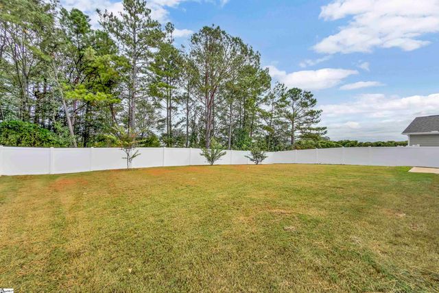 620 Columbus Circle, Simpsonville, SC 29680