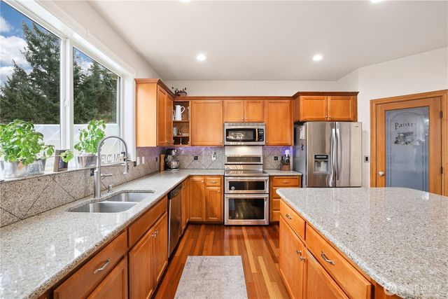 655 Joy Street, Eatonville, WA 98328