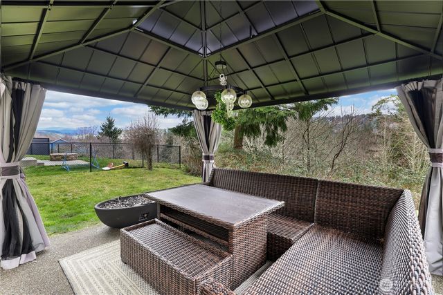 655 Joy Street, Eatonville, WA 98328