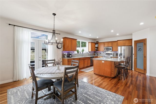 655 Joy Street, Eatonville, WA 98328