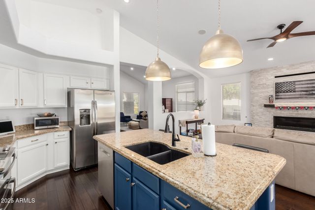 6531 W TETHER Trail, Phoenix, AZ 85083