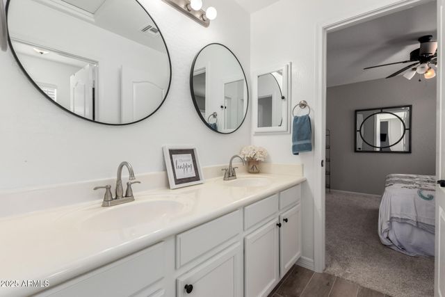 6531 W TETHER Trail, Phoenix, AZ 85083