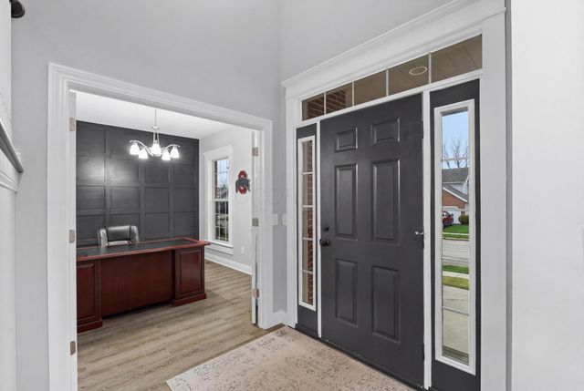 6113 El Camino Drive, Plain City, OH 43064