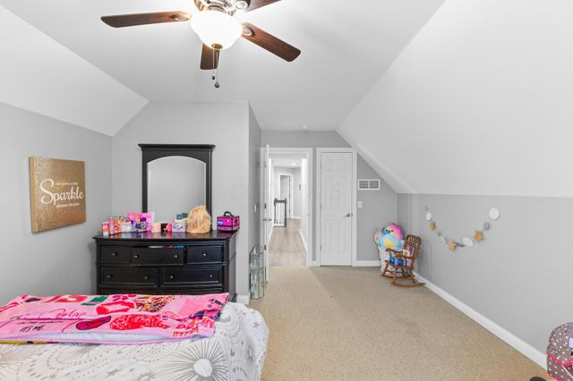 6113 El Camino Drive, Plain City, OH 43064