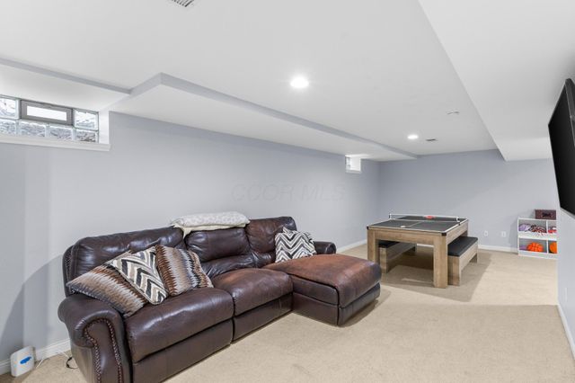 6113 El Camino Drive, Plain City, OH 43064