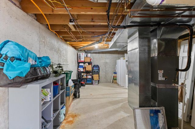 6113 El Camino Drive, Plain City, OH 43064