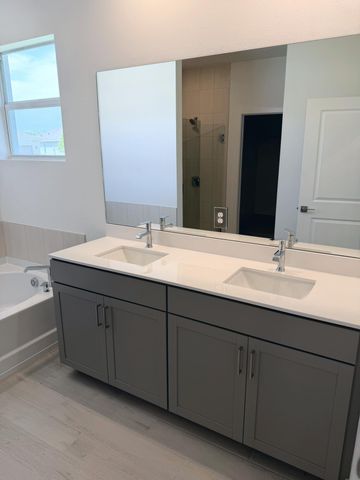 6650 SE Park Trace Drive, Stuart, FL 34997