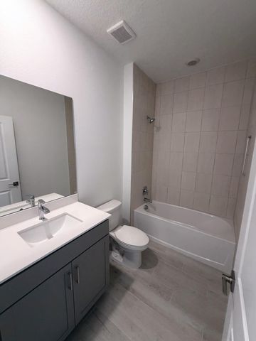 6650 SE Park Trace Drive, Stuart, FL 34997