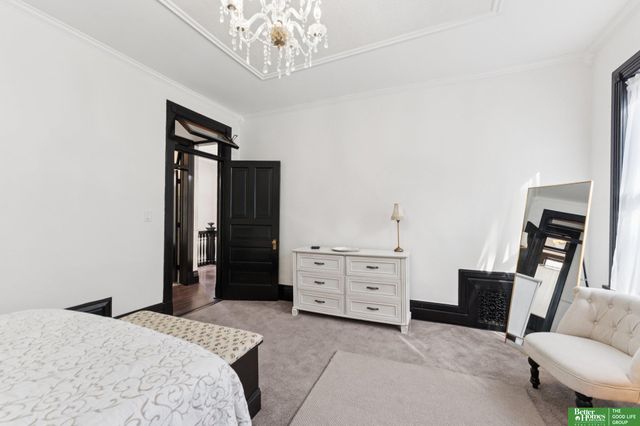 3017 Pacific Street, Omaha, NE 68105