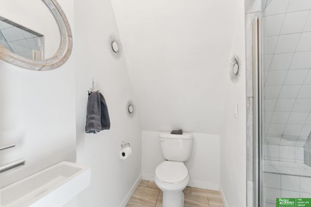 3017 Pacific Street, Omaha, NE 68105