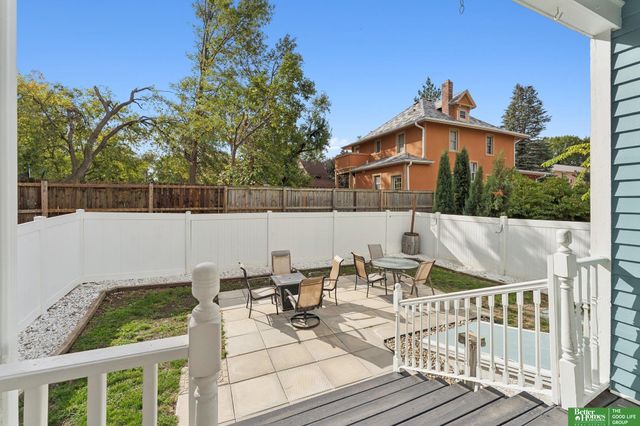 3017 Pacific Street, Omaha, NE 68105