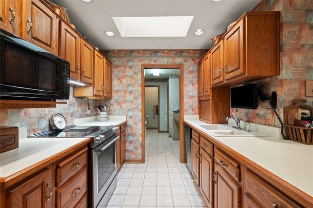 35935 LANA DRIVE, Dade City, FL 33523