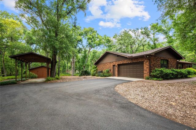 35935 LANA DRIVE, Dade City, FL 33523