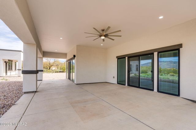 13691 E Pocketknife Drive, Vail, AZ 85641