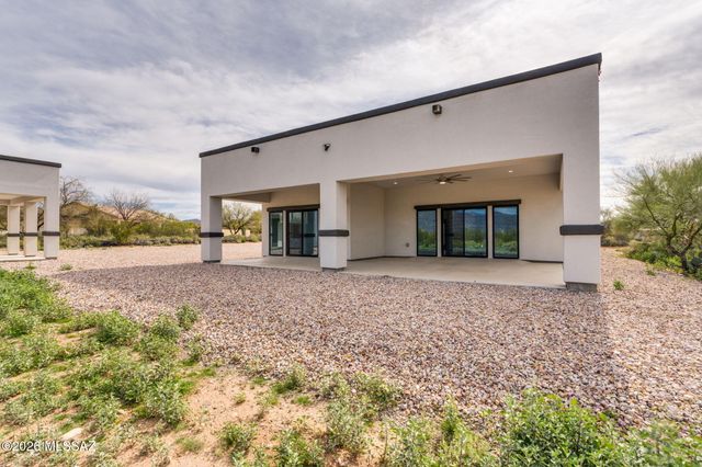 13691 E Pocketknife Drive, Vail, AZ 85641