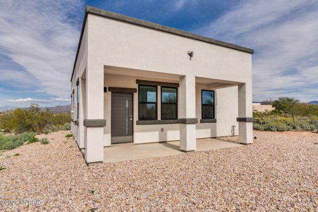 13691 E Pocketknife Drive, Vail, AZ 85641