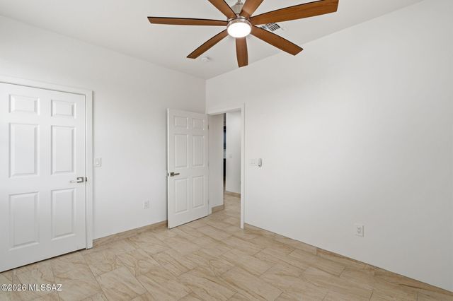 13691 E Pocketknife Drive, Vail, AZ 85641