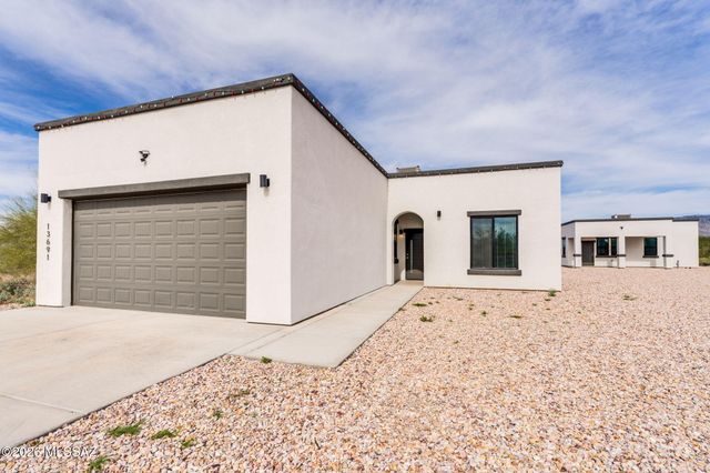 13691 E Pocketknife Drive, Vail, AZ 85641