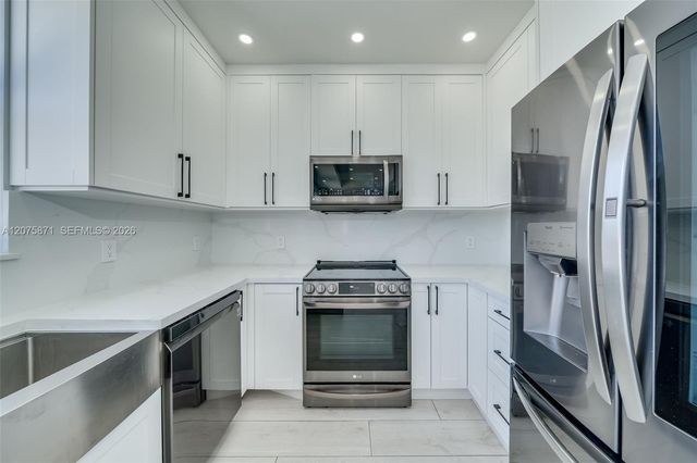 15335 SW 9th Way 15335, Miami, FL 33194