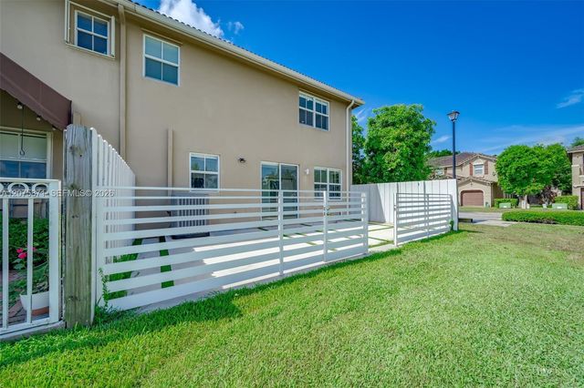 15335 SW 9th Way 15335, Miami, FL 33194