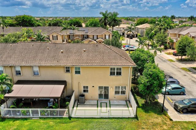 15335 SW 9th Way 15335, Miami, FL 33194