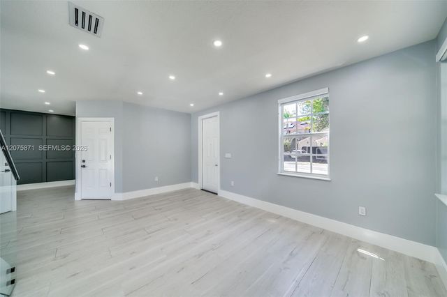 15335 SW 9th Way 15335, Miami, FL 33194