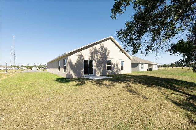 446 BRADY STREET, Frostproof, FL 33843