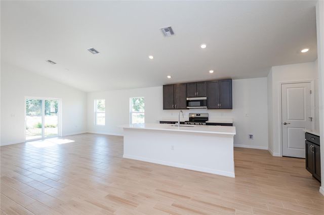 446 BRADY STREET, Frostproof, FL 33843