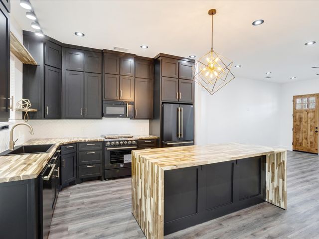 510 W Bells Boulevard, Bells, TX 75414