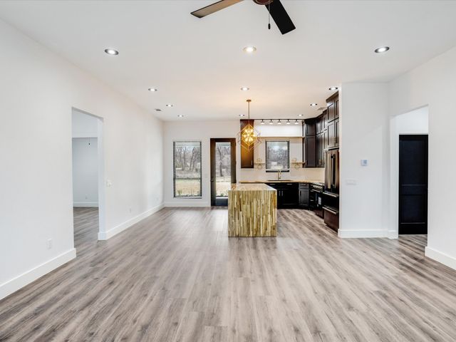 510 W Bells Boulevard, Bells, TX 75414