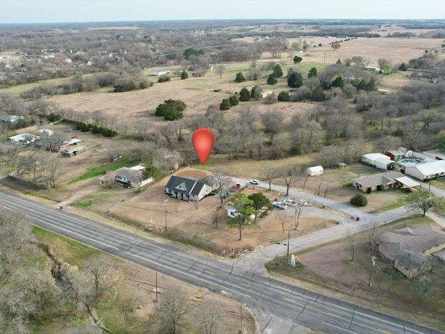 510 W Bells Boulevard, Bells, TX 75414