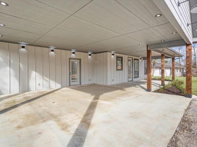 510 W Bells Boulevard, Bells, TX 75414