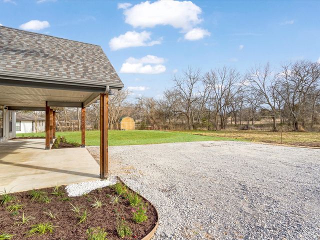 510 W Bells Boulevard, Bells, TX 75414