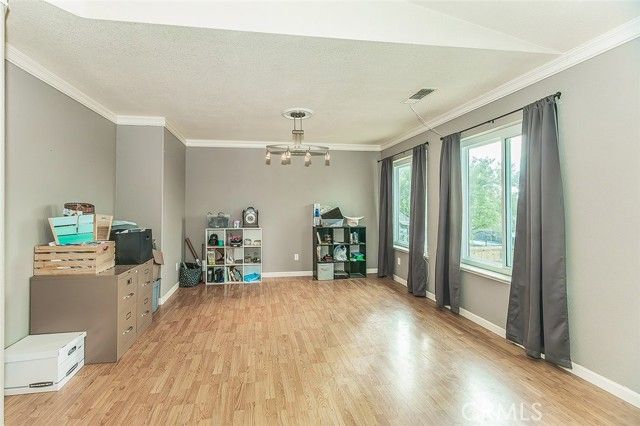 671 Cambria Lane, Lemoore, CA 93245