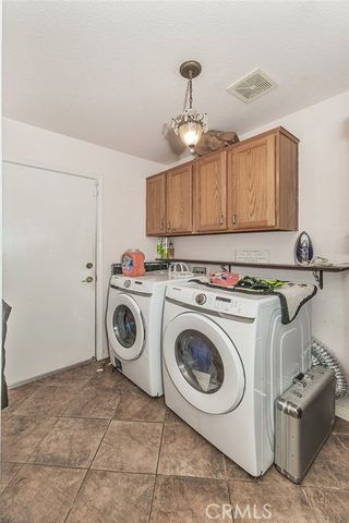 671 Cambria Lane, Lemoore, CA 93245