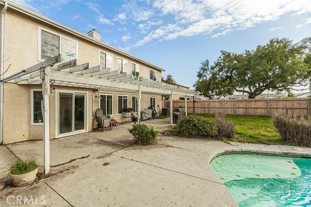 671 Cambria Lane, Lemoore, CA 93245