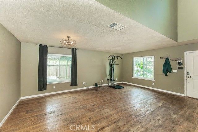 671 Cambria Lane, Lemoore, CA 93245