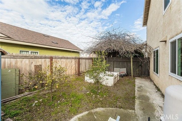 671 Cambria Lane, Lemoore, CA 93245