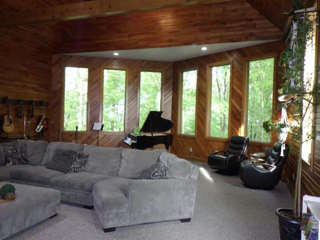 E7696 HORN ROAD, Marion, WI 54950