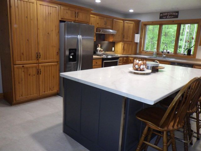 E7696 HORN ROAD, Marion, WI 54950