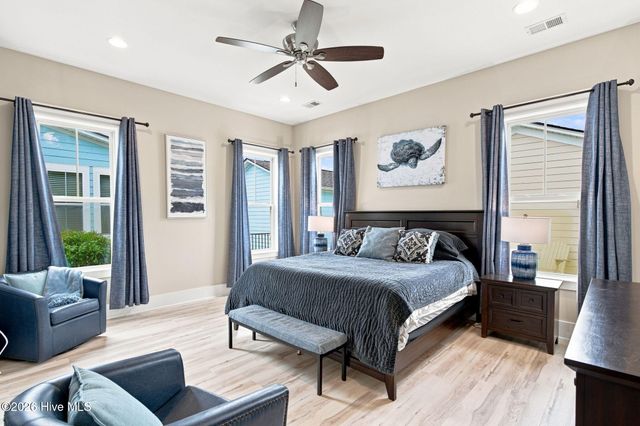 9145 Village Lake Drive SW, Calabash, NC 28467