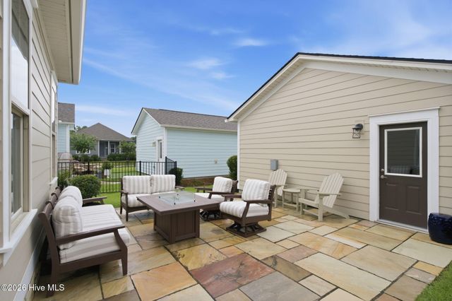 9145 Village Lake Drive SW, Calabash, NC 28467
