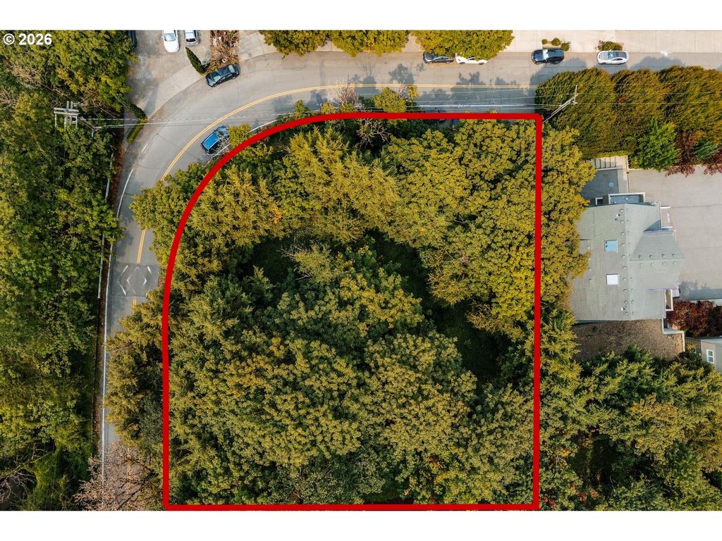 Sw MONTGOMERY Dr, Portland, OR 97201