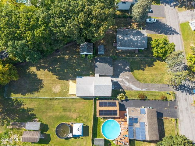 29 Massachusetts Avenue, East Greenbush, NY 12144