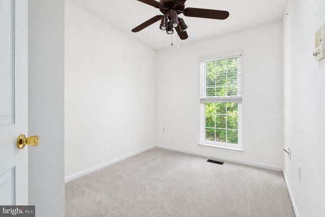 439-SE NIKKI TER SE, Leesburg, VA 20175
