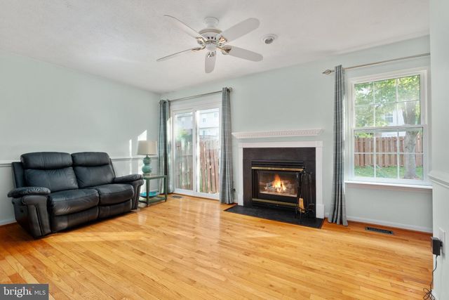 439-SE NIKKI TER SE, Leesburg, VA 20175